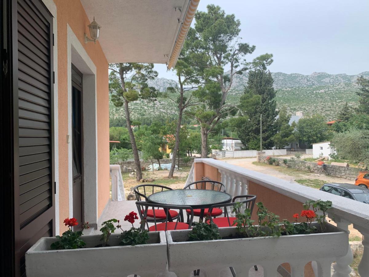Apartmani Spomenka Seline Εξωτερικό φωτογραφία
