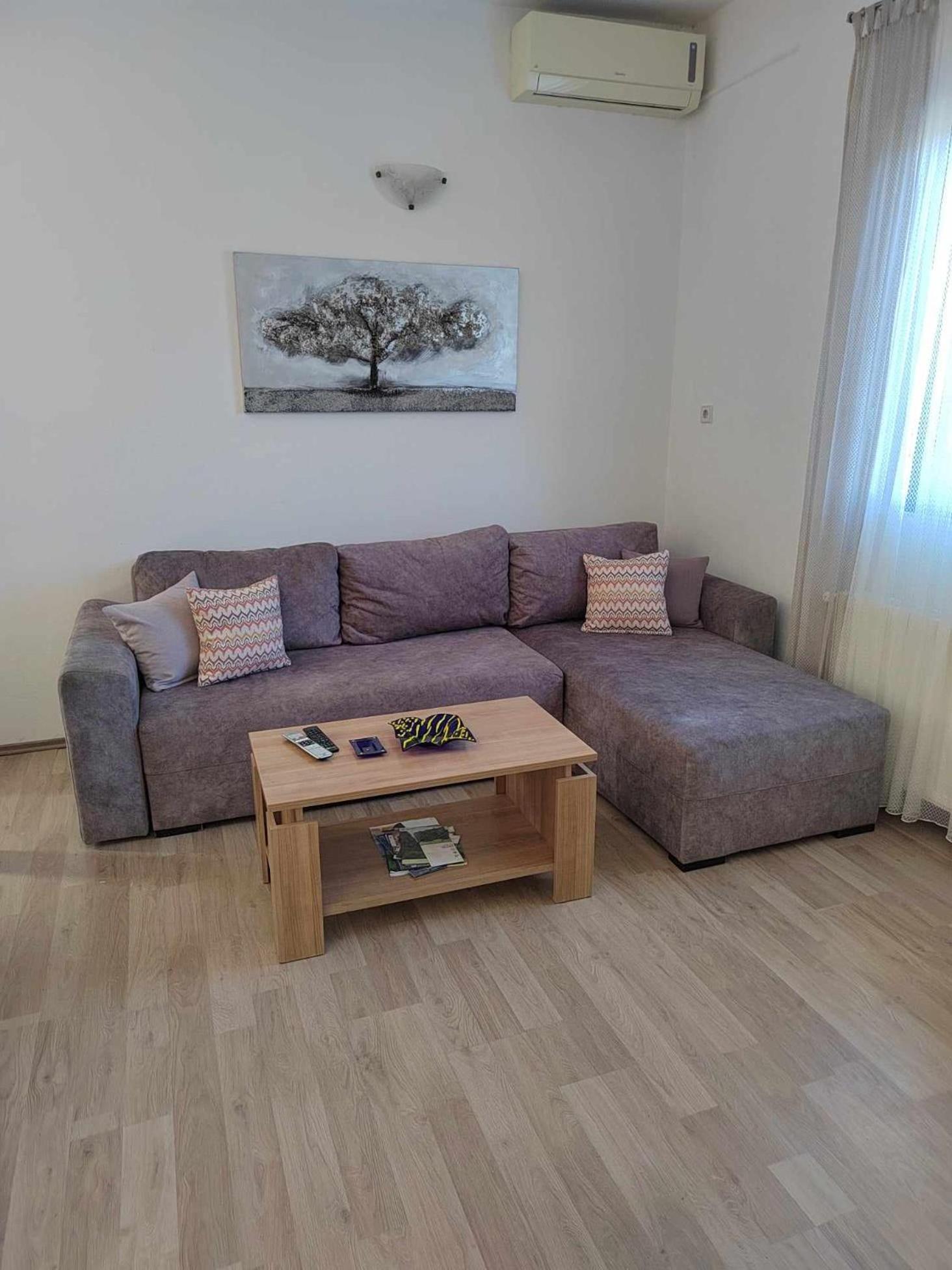 Apartmani Spomenka Seline Εξωτερικό φωτογραφία