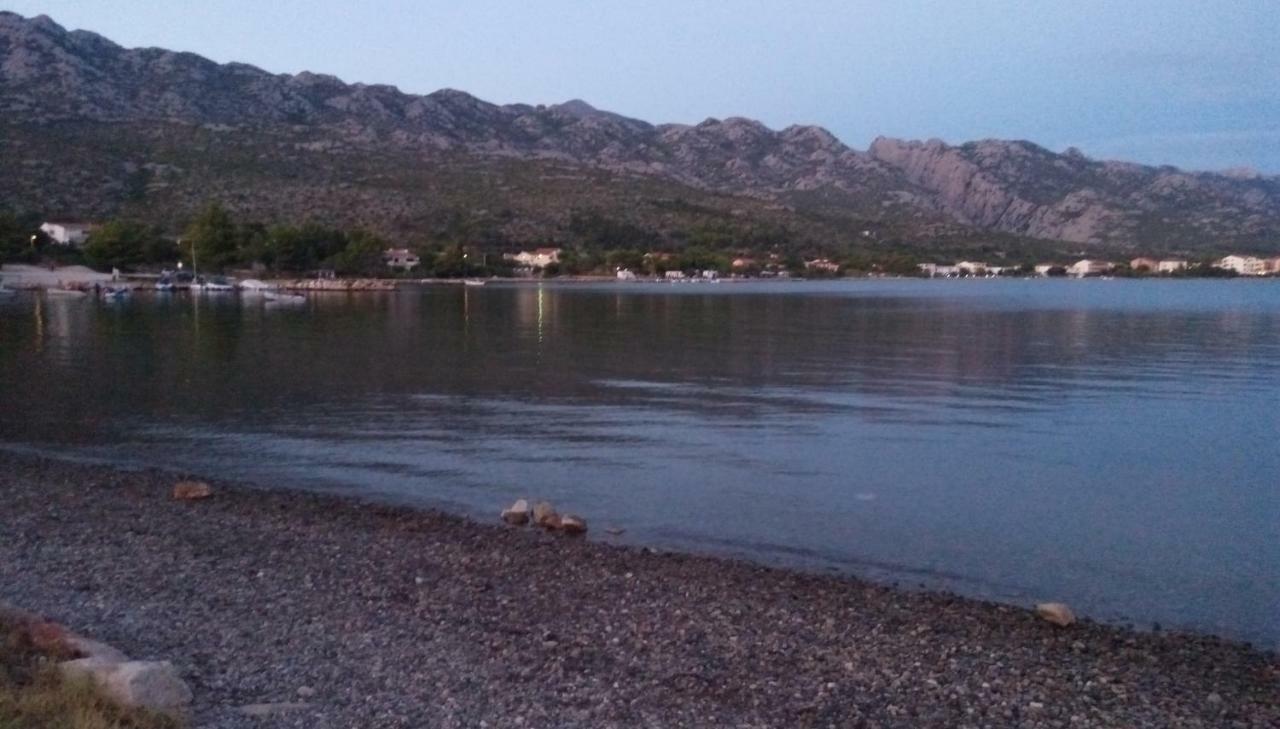 Apartmani Spomenka Seline Εξωτερικό φωτογραφία