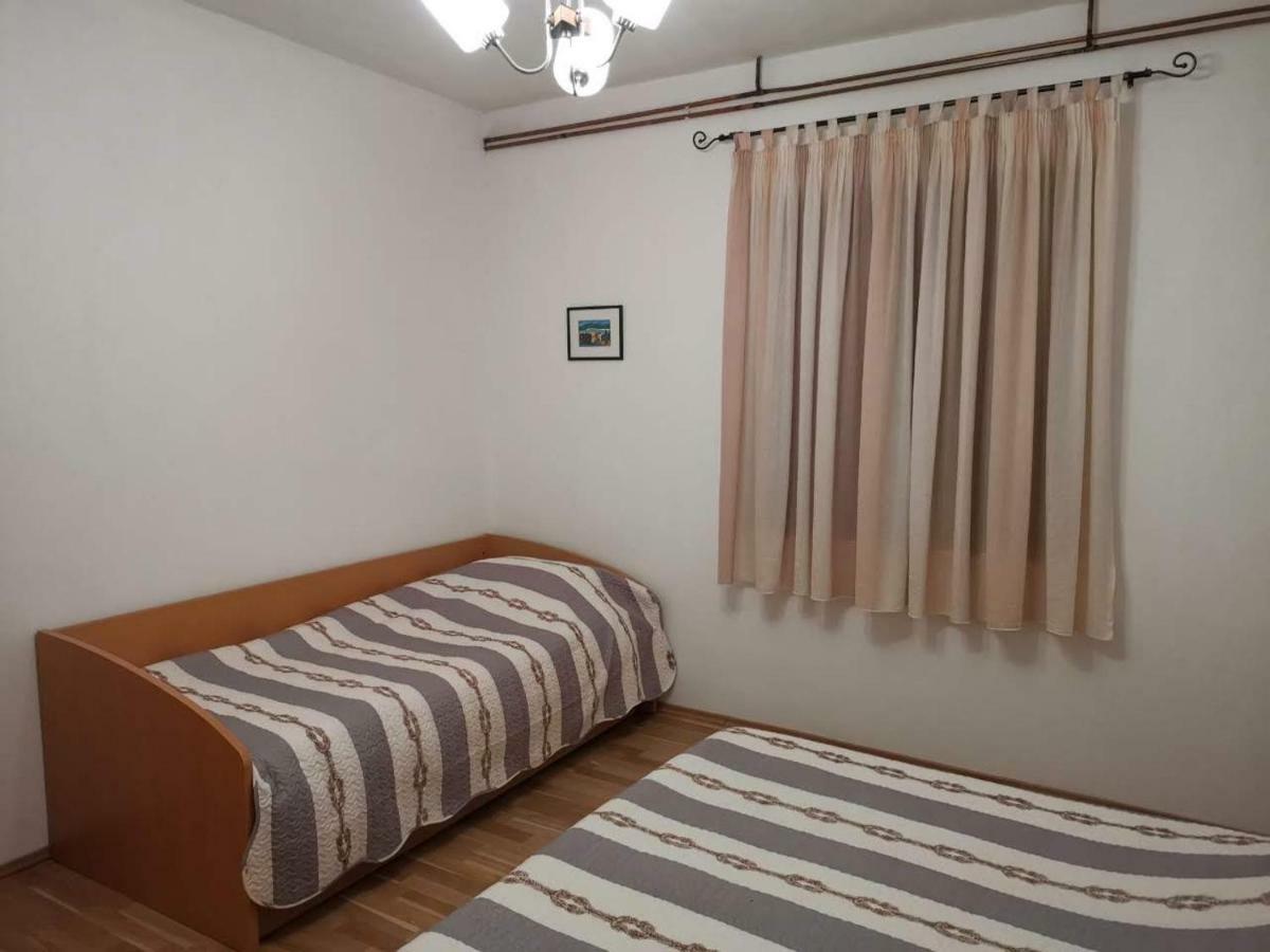 Apartmani Spomenka Seline Εξωτερικό φωτογραφία