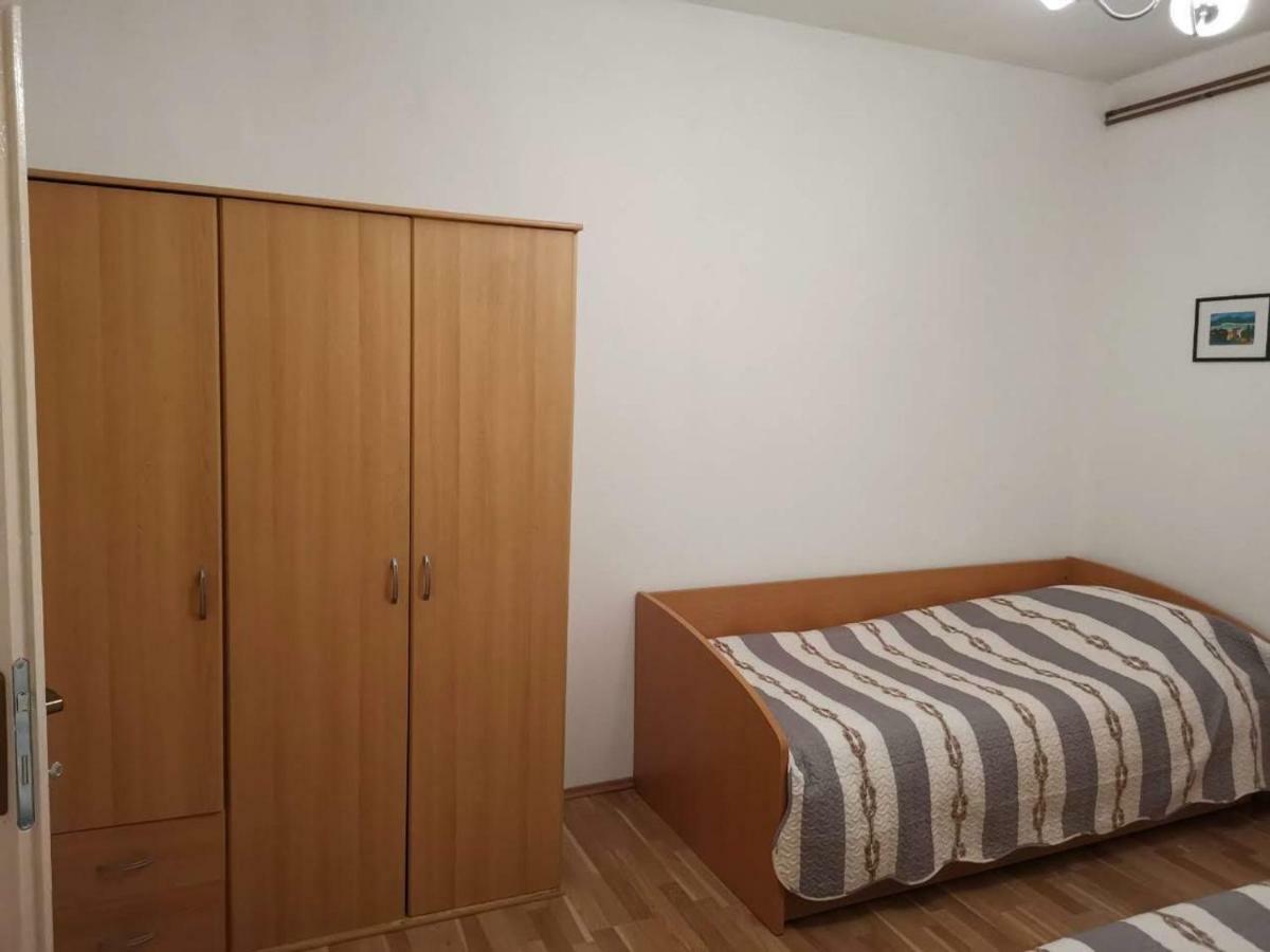 Apartmani Spomenka Seline Εξωτερικό φωτογραφία