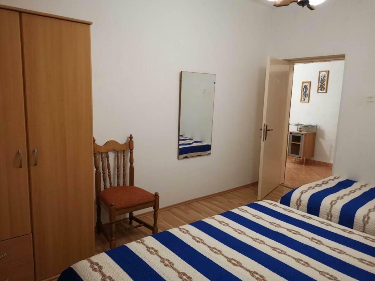 Apartmani Spomenka Seline Εξωτερικό φωτογραφία