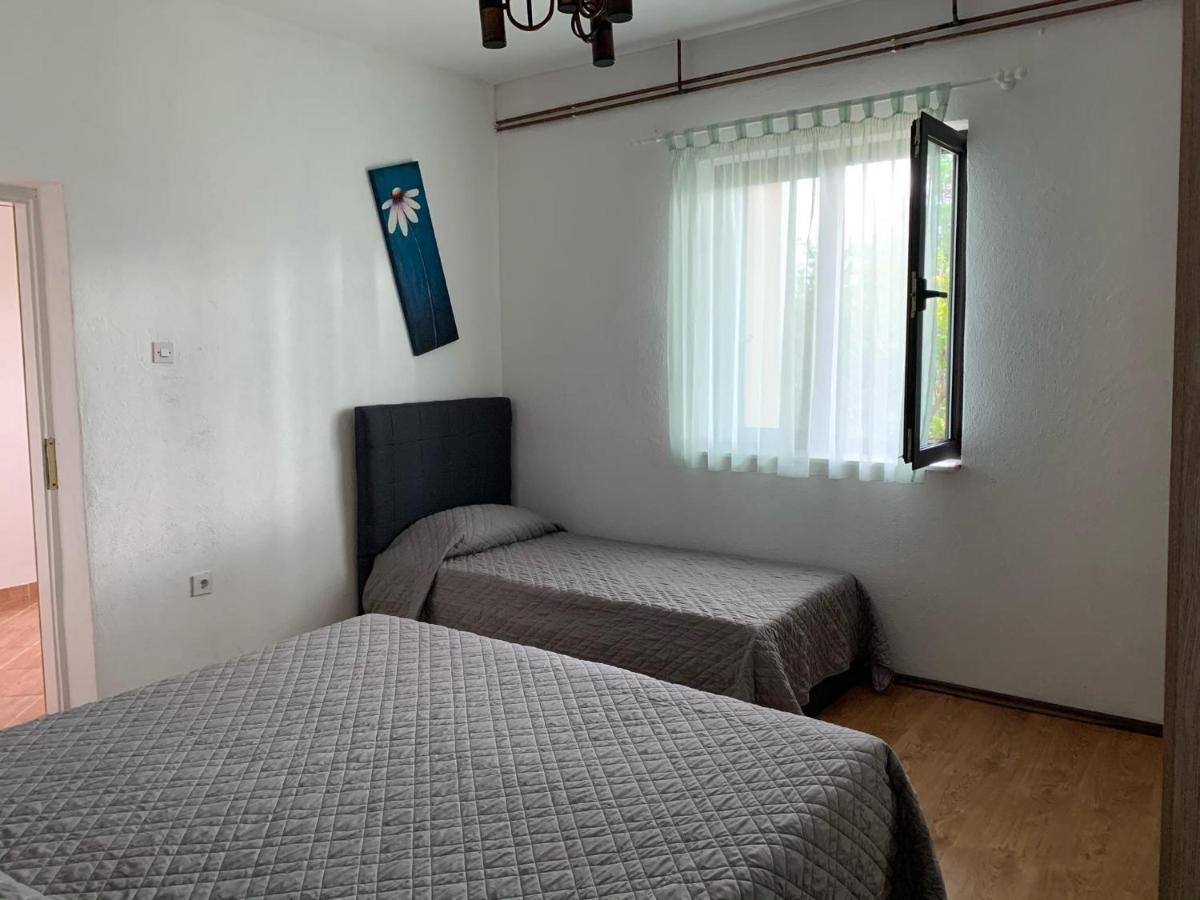 Apartmani Spomenka Seline Εξωτερικό φωτογραφία